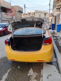 هیوندای ئەلەنترا